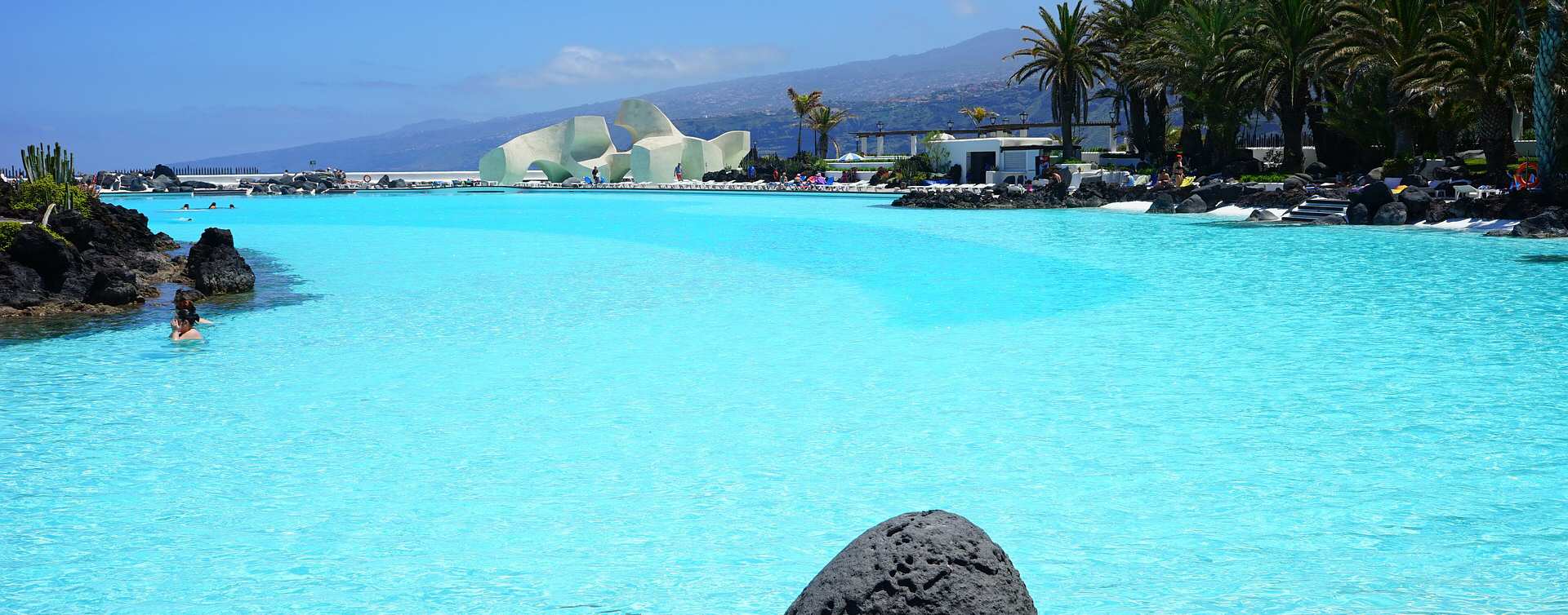 رحلات إلى جزر الكنارى