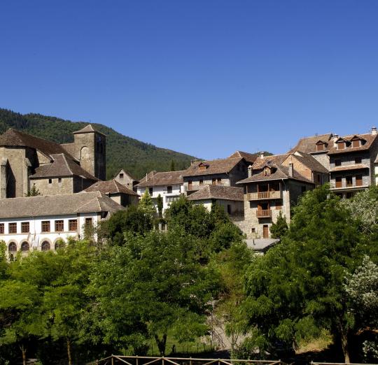 Travel to Jaca . Agency In Jaca . Transfers in Jaca . Tourist