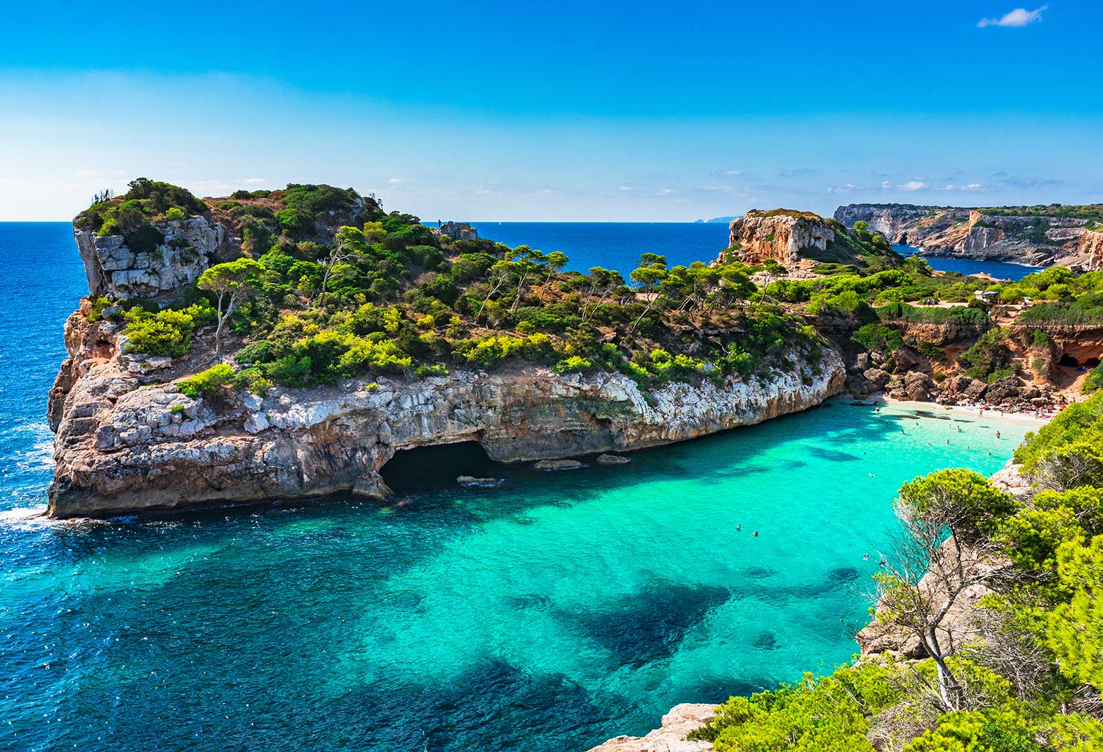 Travel to Palma de Mallorca Main Destinations in Spain